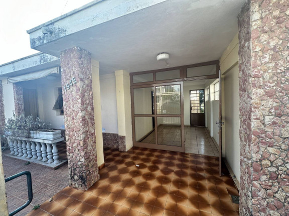 Casa com 2 Quartos para Alugar, 400 m² em Centro - Botucatu