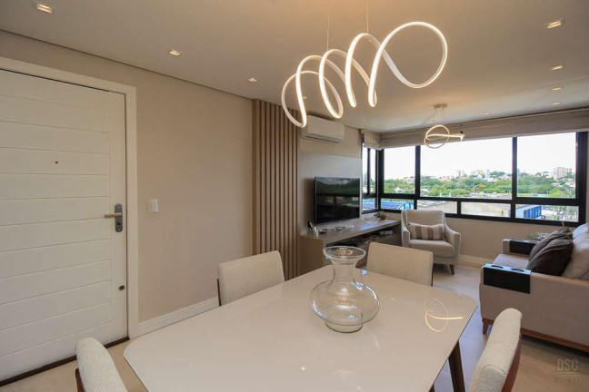Apartamento com 2 Quartos à Venda, 70 m² em Santa Maria Goretti - Porto Alegre