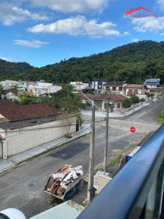 Imagem Sobrado com 3 Quartos à Venda, 203 m² em Saguaçu - Joinville