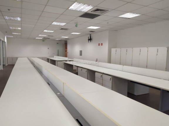 Imagem Imóvel para Alugar, 1.300 m² em Alphaville - Barueri Imagem Imóvel para Alugar, 1.300 m² em Alphaville - Barueri