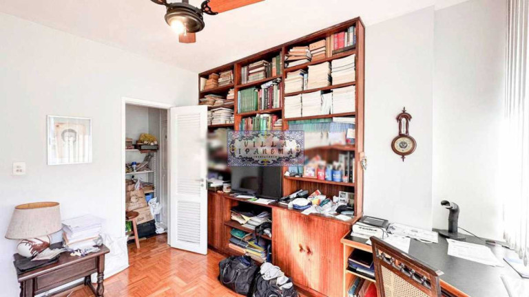 Imagem Apartamento com 4 Quartos à Venda, 161 m² em Lagoa - Rio De Janeiro Imagem Apartamento com 4 Quartos à Venda, 161 m² em Lagoa - Rio De Janeiro