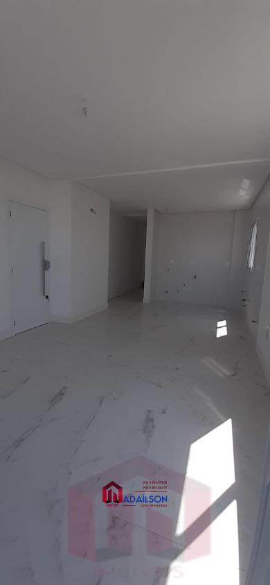 Imagem Imóvel com 3 Quartos à Venda, 102 m²