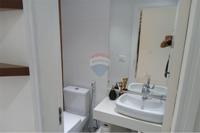 Imagem Casa de Condomínio com 3 Quartos à Venda, 302 m² em Inoa - Maricá