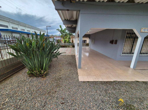 Imagem Casa com 3 Quartos à Venda ou Locação, 240 m² em Velha - Blumenau