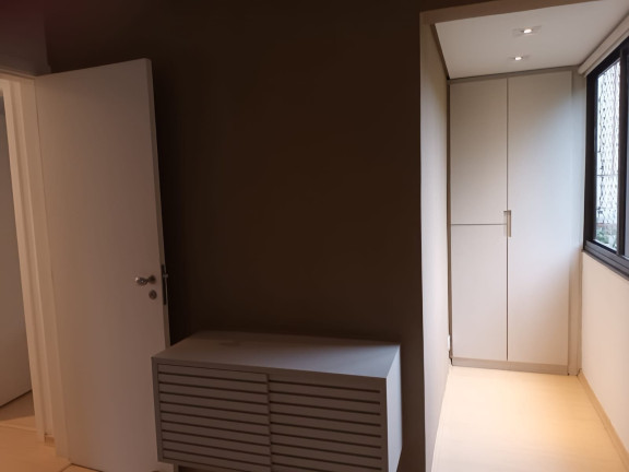 Imagem Apartamento com 3 Quartos à Venda, 129 m² em Moema - São Paulo Imagem Apartamento com 3 Quartos à Venda, 129 m² em Moema - São Paulo