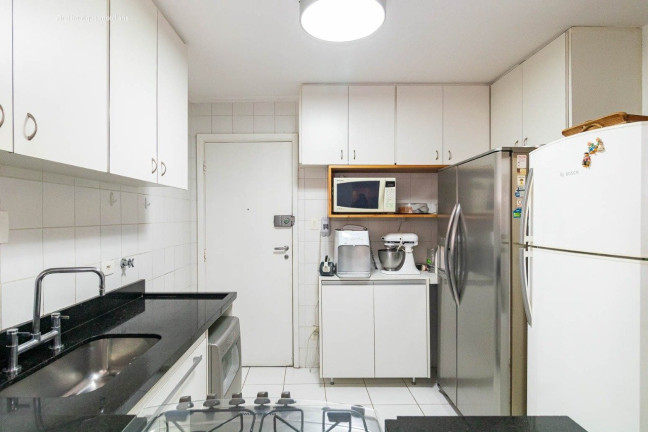 Imagem Apartamento com 3 Quartos à Venda, em Pinheiros - São Paulo Imagem Apartamento com 3 Quartos à Venda, em Pinheiros - São Paulo