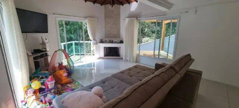 Imagem Casa com 4 Quartos à Venda, 417 m² em Mairiporã Imagem Casa com 4 Quartos à Venda, 417 m² em Mairiporã