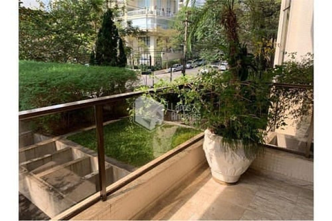 Imagem Apartamento com 4 Quartos à Venda, 267 m² em Moema - São Paulo Imagem Apartamento com 4 Quartos à Venda, 267 m² em Moema - São Paulo