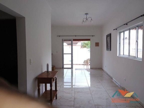 Imagem Casa com 3 Quartos para Alugar, em Massaguaçu - Caraguatatuba Imagem Casa com 3 Quartos para Alugar, em Massaguaçu - Caraguatatuba