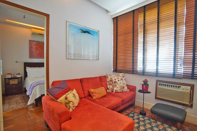 Imagem Apartamento com 2 Quartos à Venda,  em Leblon - Rio De Janeiro