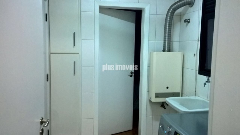 Imagem Apartamento com 3 Quartos à Venda, 205 m² em Vila Nova Conceição - São Paulo