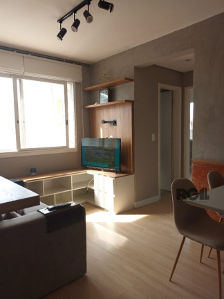 Apartamento com 2 Quartos à Venda ou Locação, 92 m² em Azenha - Porto Alegre