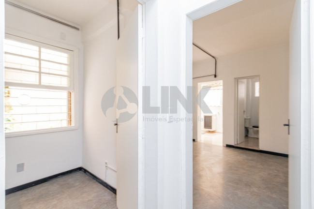Imagem Apartamento com 2 Quartos à Venda, 46 m² em Santo Antônio - Porto Alegre Imagem Apartamento com 2 Quartos à Venda, 46 m² em Santo Antônio - Porto Alegre