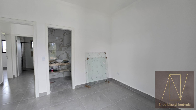 Imagem Sobrado com 3 Quartos à Venda, 120 m² em Jardim Mariella - Caraguatatuba Imagem Sobrado com 3 Quartos à Venda, 120 m² em Jardim Mariella - Caraguatatuba