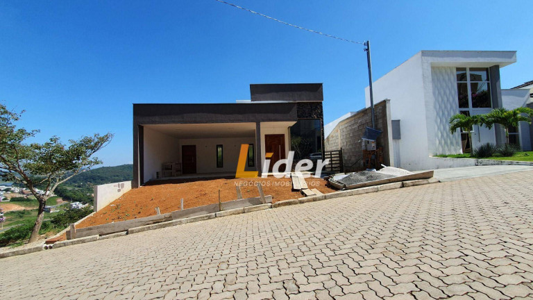 Casa com 3 Quartos à Venda, 287 m² em São Pedro - Juiz De Fora