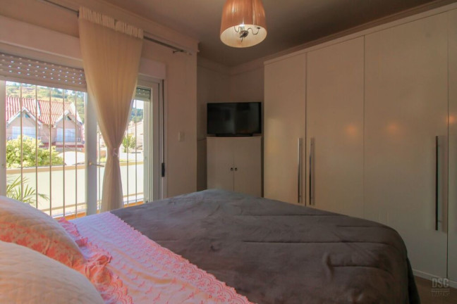 Imagem Imóvel com 2 Quartos à Venda, em Guarujá - Porto Alegre Imagem Imóvel com 2 Quartos à Venda, em Guarujá - Porto Alegre