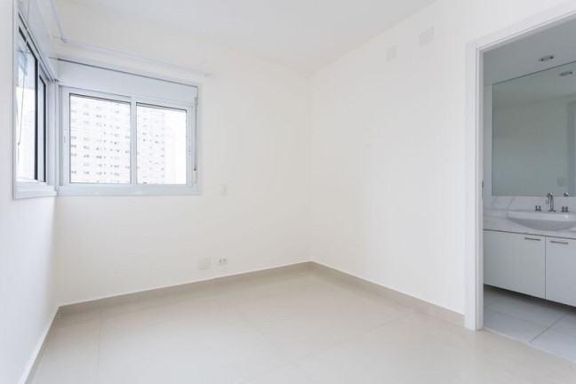 Imagem Apartamento com 3 Quartos à Venda, 213 m² em Jardim Fonte Do Morumbi - São Paulo