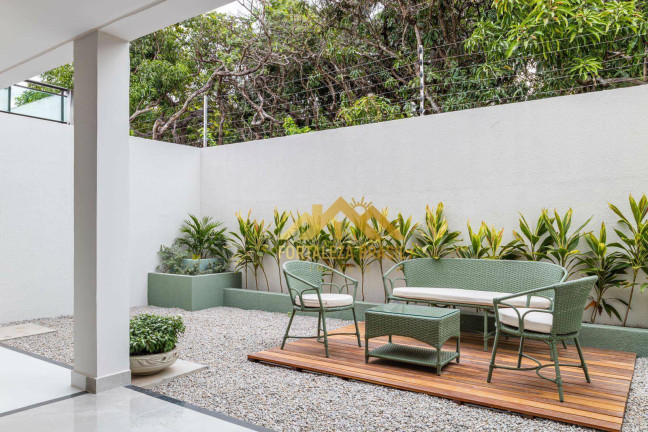 Imagem Imóvel com 3 Quartos à Venda, 207 m² em Conjunto Parque Dom Pedro - Eusébio Imagem Imóvel com 3 Quartos à Venda, 207 m² em Conjunto Parque Dom Pedro - Eusébio