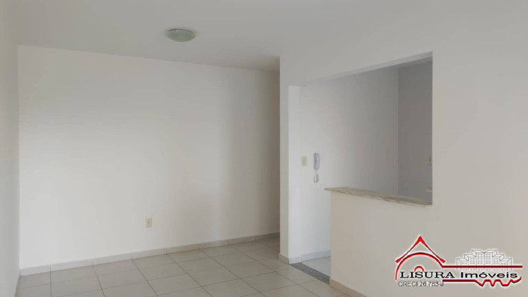 Apartamento com 3 Quartos para Alugar,  em Centro - Jacareí