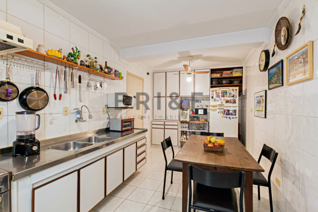 Imagem Apartamento com 3 Quartos à Venda, 160 m² em Itaim Bibi - São Paulo