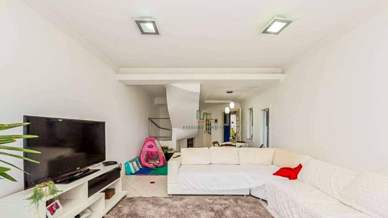 Casa com 3 Quartos à Venda, 140 m² em Itaipu - Niterói