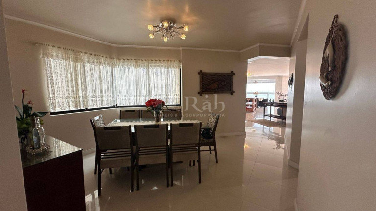 Imagem Apartamento com 4 Quartos à Venda, 384 m² em Centro - Balneário Camboriú Imagem Apartamento com 4 Quartos à Venda, 384 m² em Centro - Balneário Camboriú