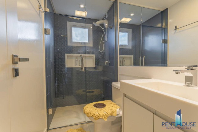 Imagem Casa com 5 Quartos à Venda, 270 m² em Santa Regina - Camboriú Imagem Casa com 5 Quartos à Venda, 270 m² em Santa Regina - Camboriú