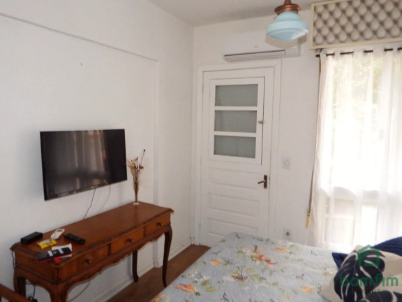 Imagem Apartamento com 1 Quarto à Venda, 32 m² em Centro Histórico - Porto Alegre Imagem Apartamento com 1 Quarto à Venda, 32 m² em Centro Histórico - Porto Alegre