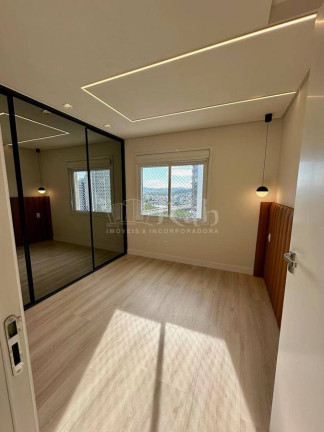 Imagem Apartamento com 3 Quartos à Venda, 122 m² em Centro - Balneário Camboriú Imagem Apartamento com 3 Quartos à Venda, 122 m² em Centro - Balneário Camboriú