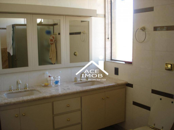 Imagem Sobrado com 3 Quartos à Venda, 450 m² em Parque Do Colégio - Jundiaí Imagem Sobrado com 3 Quartos à Venda, 450 m² em Parque Do Colégio - Jundiaí
