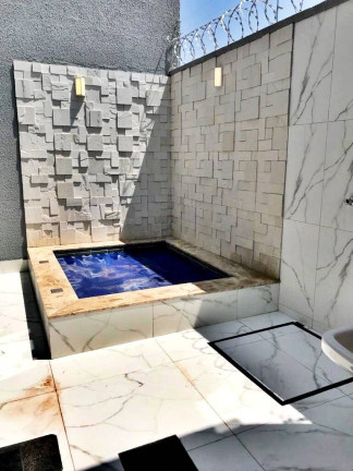 Imagem Casa com 3 Quartos à Venda, 119 m² em Parque Das Paineiras (1,2,3 E 4 Etapa) - Goiânia Imagem Casa com 3 Quartos à Venda, 119 m² em Parque Das Paineiras (1,2,3 E 4 Etapa) - Goiânia