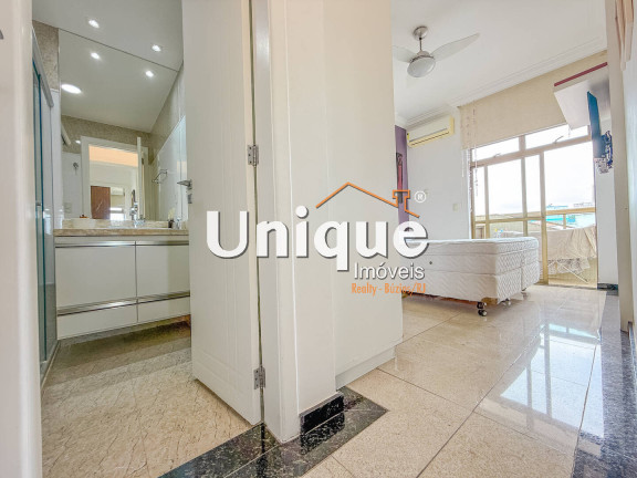 Imagem Cobertura com 5 Quartos à Venda, 240 m² em Centro - Cabo Frio