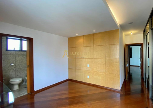 Imagem Imóvel com 4 Quartos à Venda, 161 m² em Belvedere - Belo Horizonte