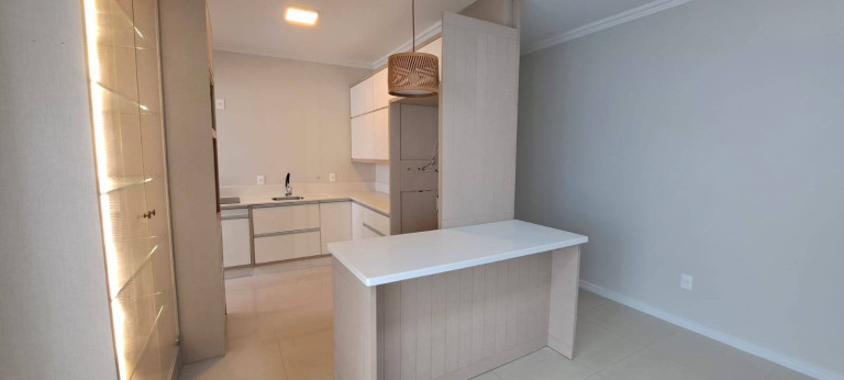 Imagem Apartamento com 3 Quartos à Venda, 102 m² em Centro - Balneário Camboriú Imagem Apartamento com 3 Quartos à Venda, 102 m² em Centro - Balneário Camboriú