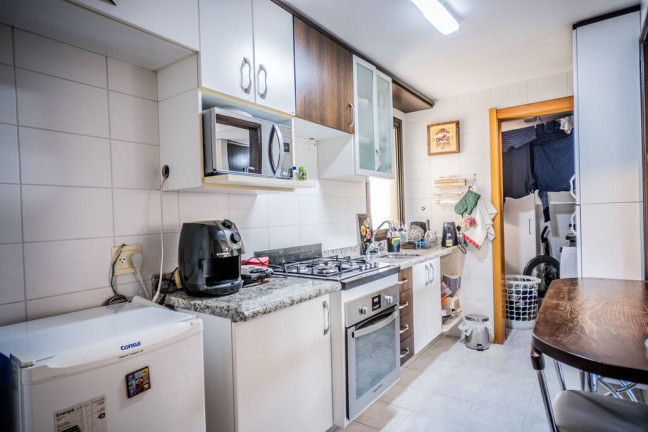 Imagem Apartamento com 3 Quartos à Venda, 90 m² em Passo Da Areia - Porto Alegre