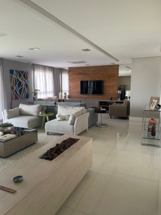 Imóvel com 3 Quartos à Venda, 233 m² em Jardim Taquaral - São Paulo