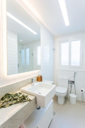 Imagem Apartamento com 2 Quartos à Venda, 110 m² em Jardim Europa - Porto Alegre