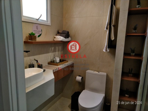 Imagem Imóvel com 2 Quartos à Venda, 50 m² em Vila Zezé - Jacareí