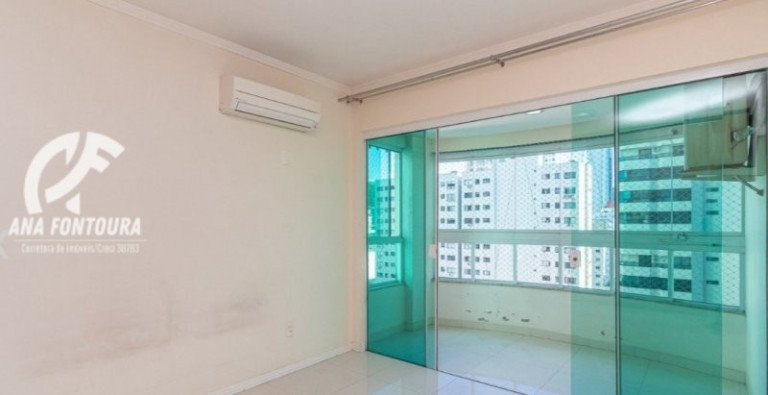 Imagem Apartamento com 4 Quartos à Venda, 123 m² em Centro - Balneário Camboriú Imagem Apartamento com 4 Quartos à Venda, 123 m² em Centro - Balneário Camboriú