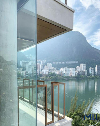 Imagem Imóvel com 3 Quartos à Venda, 129 m² em Lagoa - Rio De Janeiro Imagem Imóvel com 3 Quartos à Venda, 129 m² em Lagoa - Rio De Janeiro