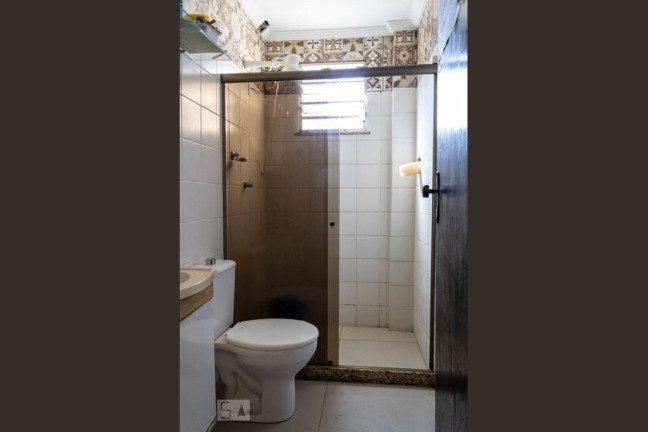 Imagem Imóvel com 2 Quartos para Alugar, 25 m² em Campo Grande - Rio De Janeiro