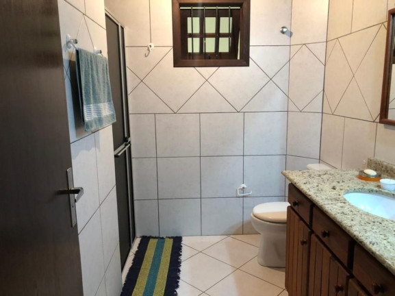 Imagem Imóvel com 4 Quartos à Venda, 223 m² em Centro - Garopaba Imagem Imóvel com 4 Quartos à Venda, 223 m² em Centro - Garopaba