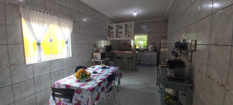 Imagem Casa com 4 Quartos à Venda, em Campo Grande - Rio De Janeiro Imagem Casa com 4 Quartos à Venda, em Campo Grande - Rio De Janeiro