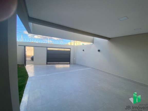 Imagem Casa com 3 Quartos à Venda, 128 m² em Planalto - Montes Claros