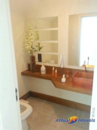 Imagem Casa com 4 Quartos à Venda, 600 m² em Parque Do Imbui - Teresópolis