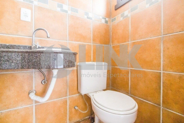 Imagem Casa com 3 Quartos à Venda, 297 m² em Jardim Itu - Porto Alegre Imagem Casa com 3 Quartos à Venda, 297 m² em Jardim Itu - Porto Alegre