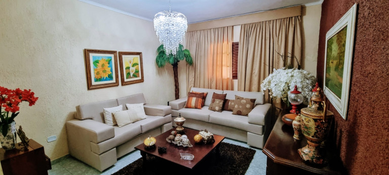 Foto do imóvel Casa com 3 Quartos à Venda, 126 m² em Parque Das Rosas - Roseira