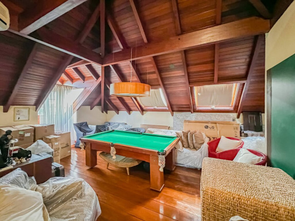 Imagem Casa com 4 Quartos à Venda, em Chácara Das Pedras - Porto Alegre Imagem Casa com 4 Quartos à Venda, em Chácara Das Pedras - Porto Alegre