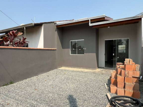 Imagem Casa com 2 Quartos à Venda, 47 m² em Centro - Balneário Barra Do Sul