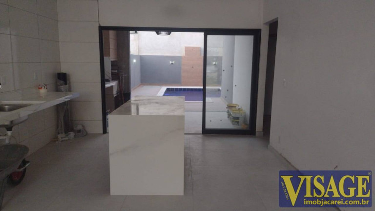 Casa de Condomínio com 3 Quartos à Venda, 250 m² em Jacareí